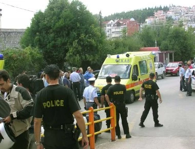 Μαθητής ξυλοφόρτωσε κι έστειλε για μήνες την καθηγήτριά του στο νοσοκομείο (βίντεο)